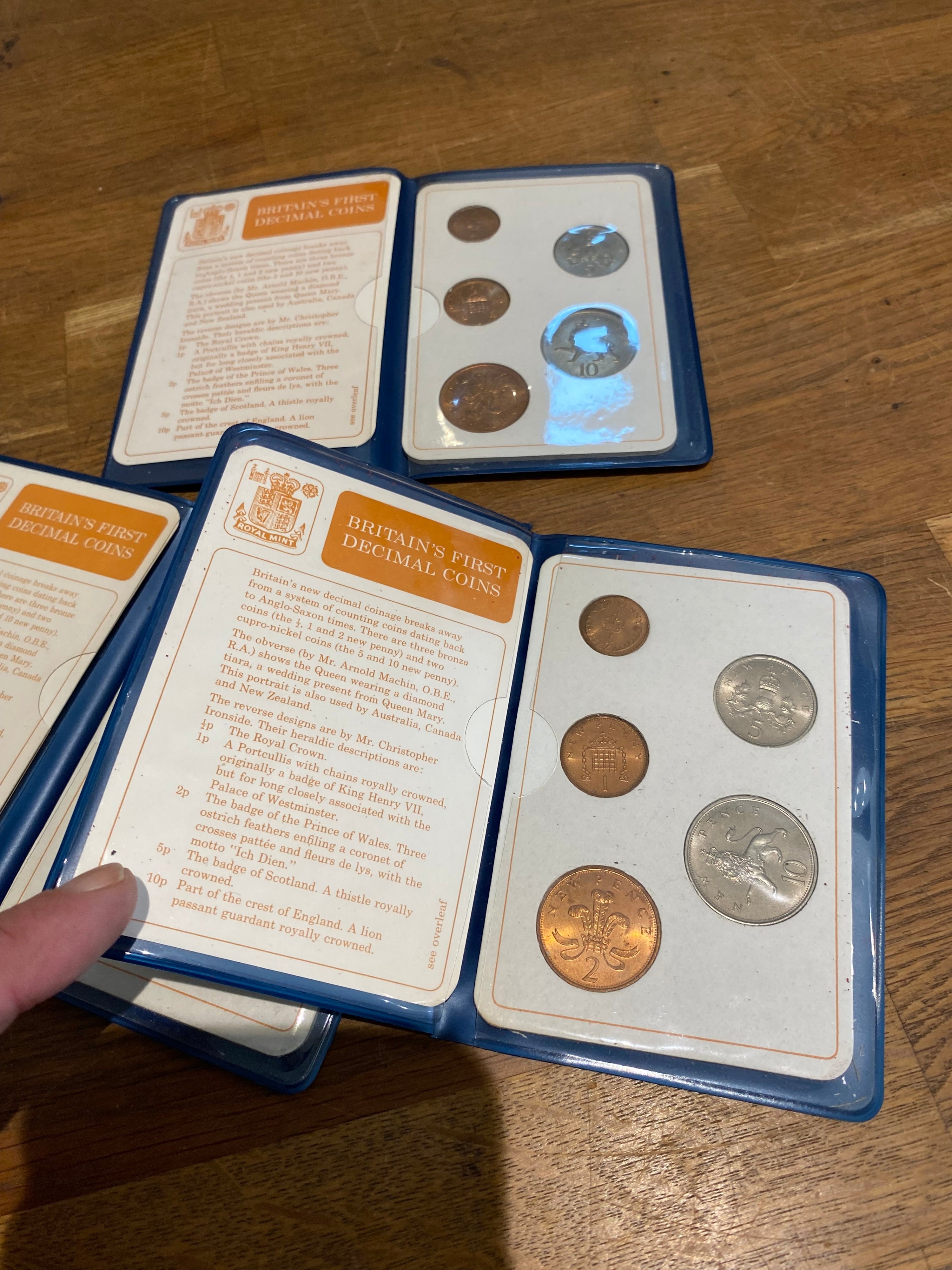Britains First Decimal Couns Sets X3 , 1971