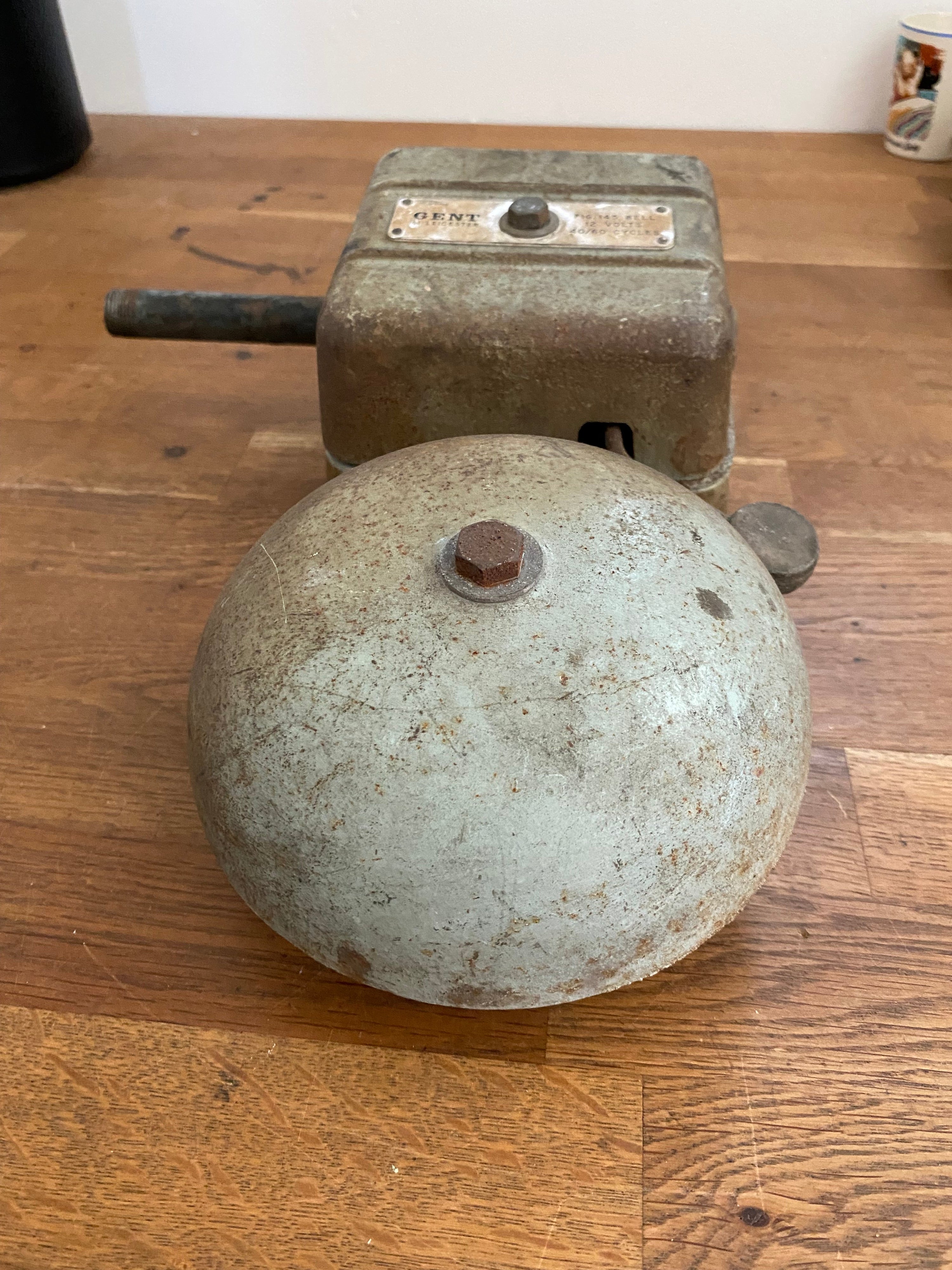 Vintage Gent Of Leicester Fig 145 Bell