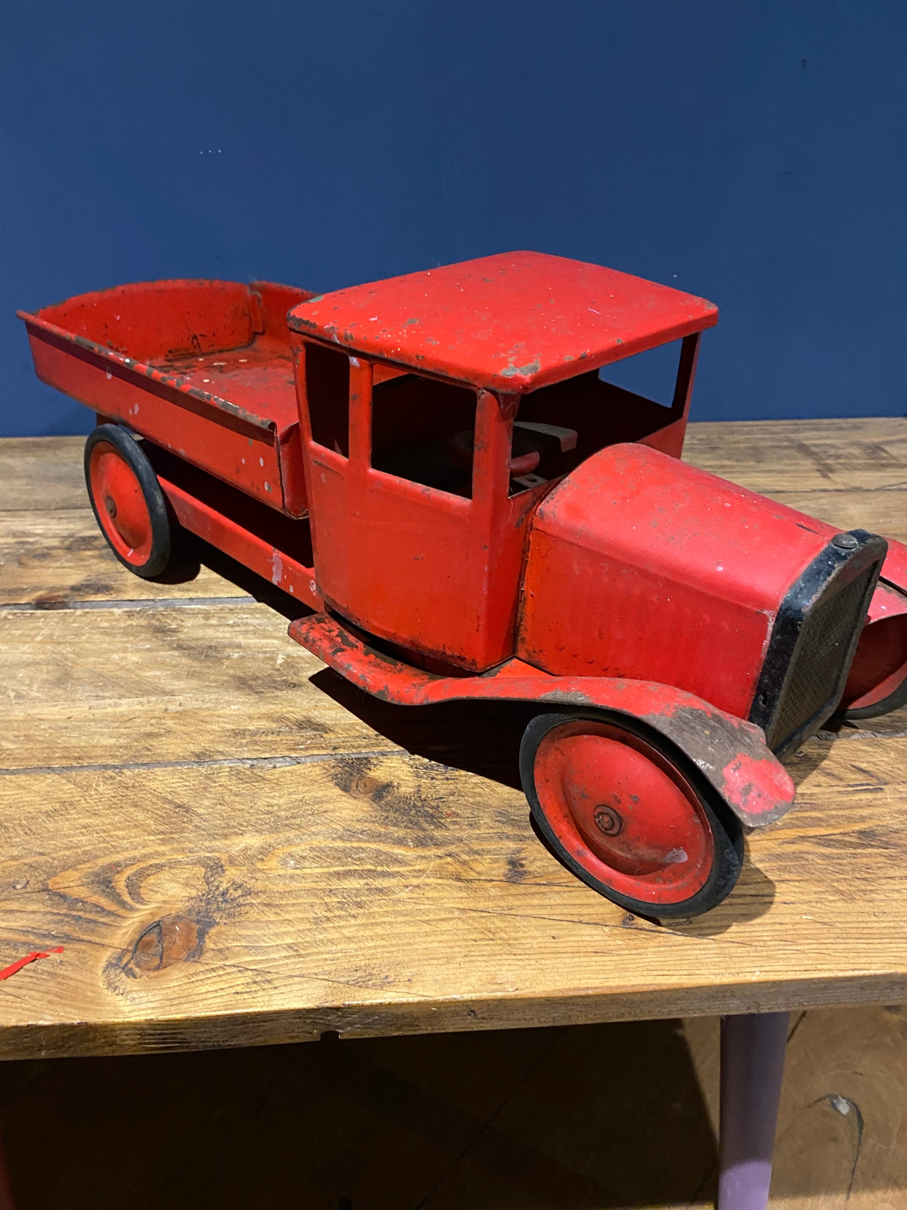 Early Triang Large Pressed Steel Tipper Truck , 1930’s