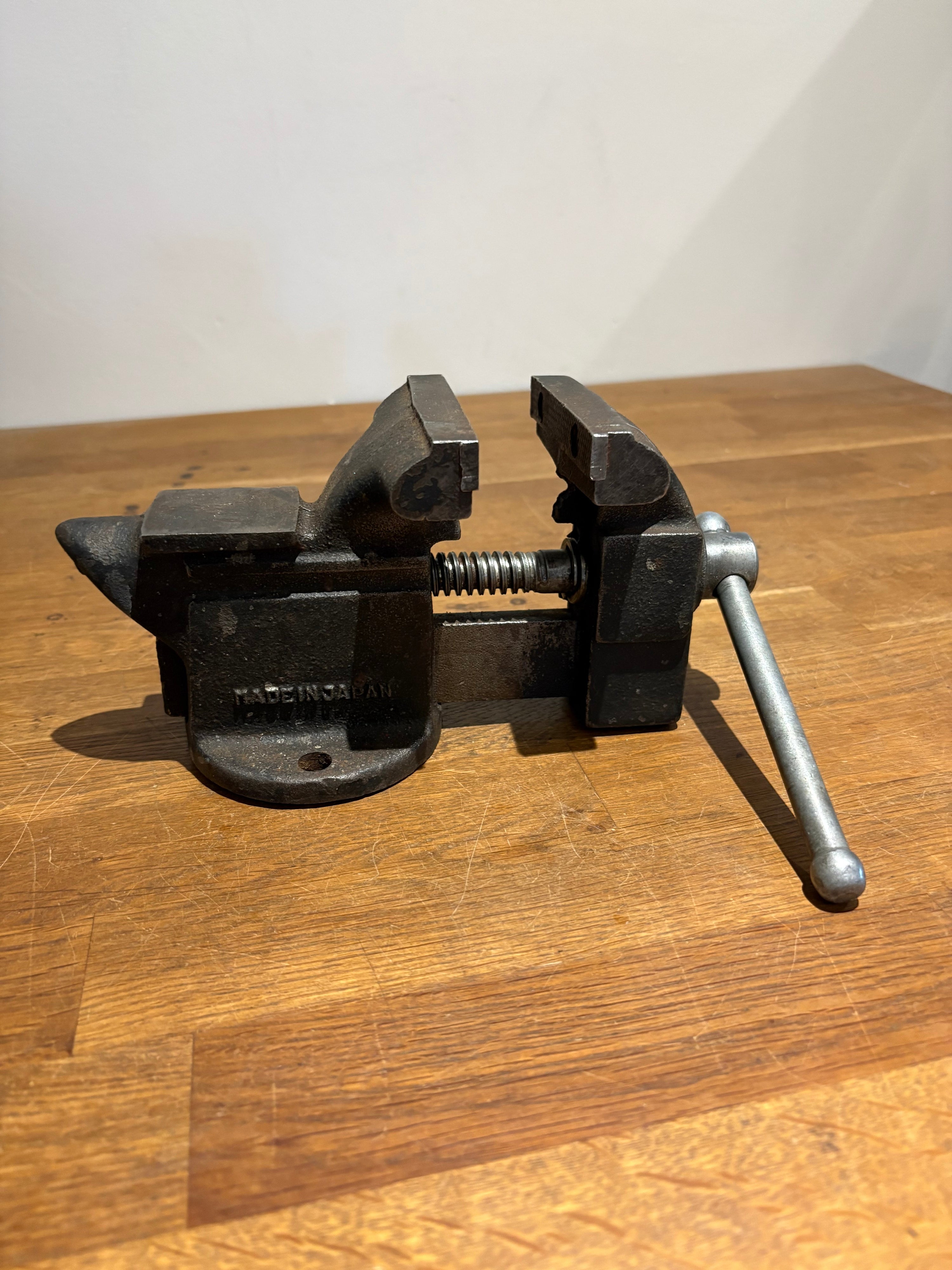 Vintage Hilka Bench Vice , 3.5” Jaws , Made In Japan