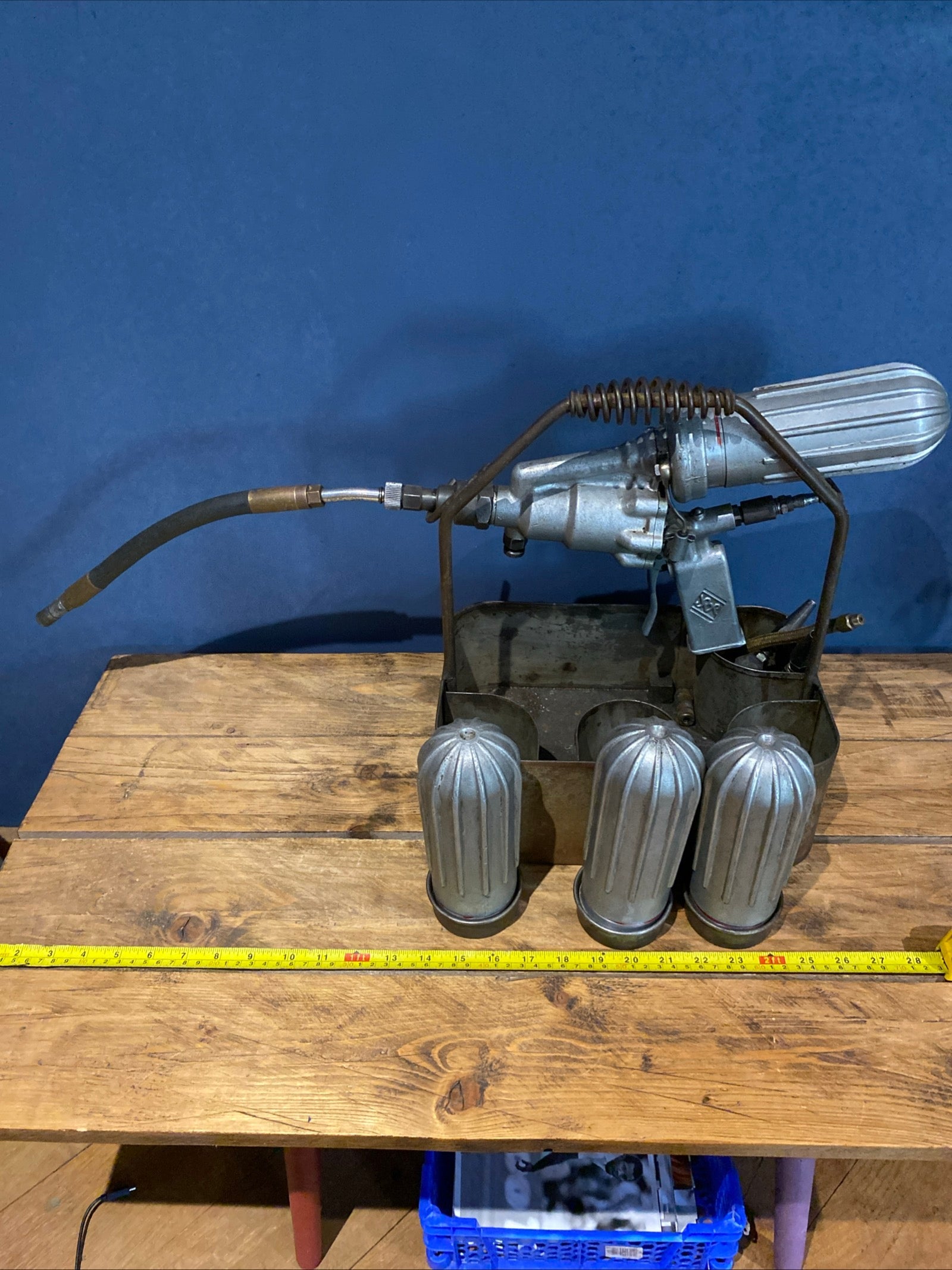 Vintage Castrol F2639 Grease Gun , With Carry Case And Spares , RARE