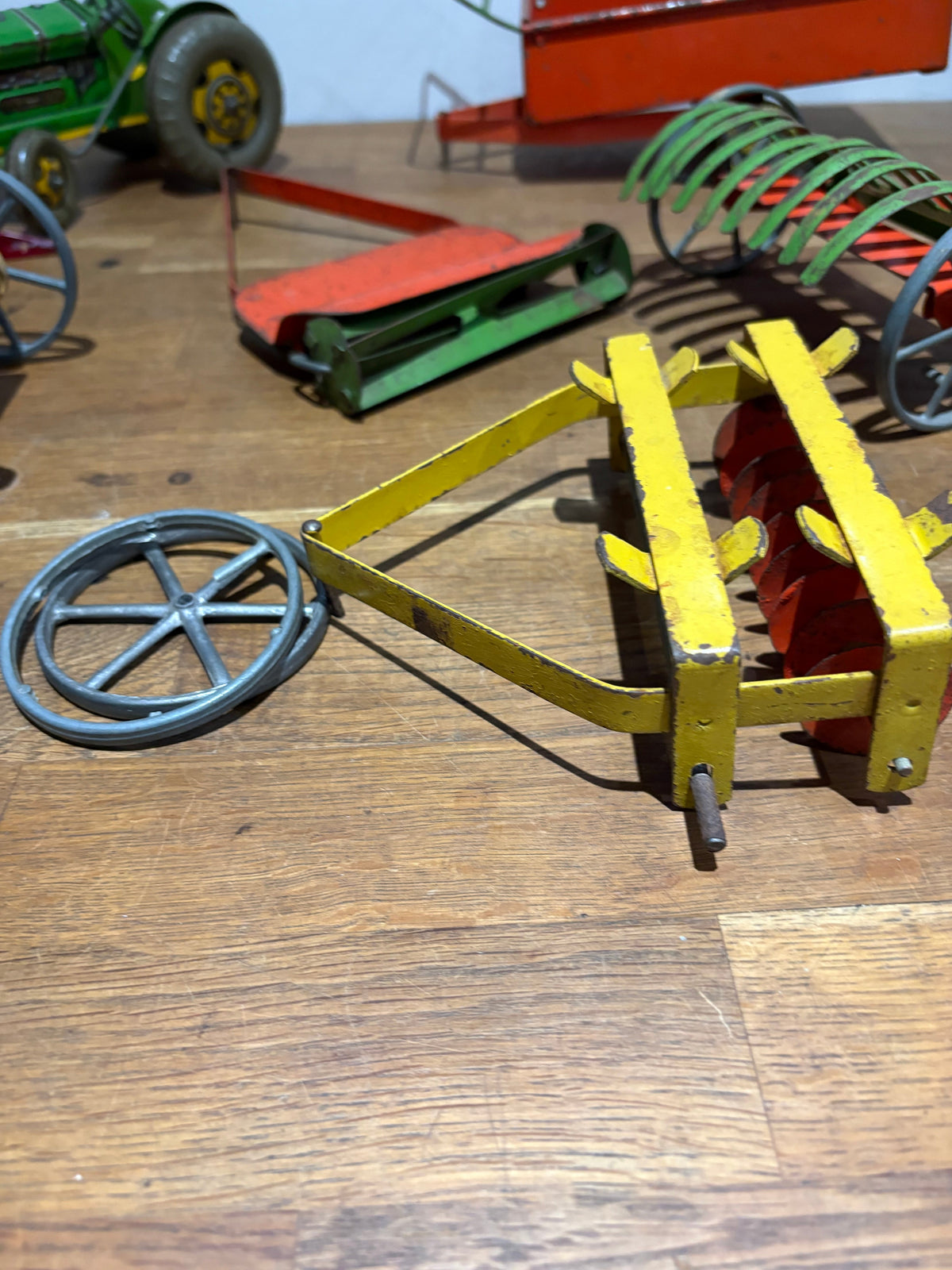 Vintage Mettoy Tin Plate Tractor And Trailer And Other Bits, Spares Or Repairs