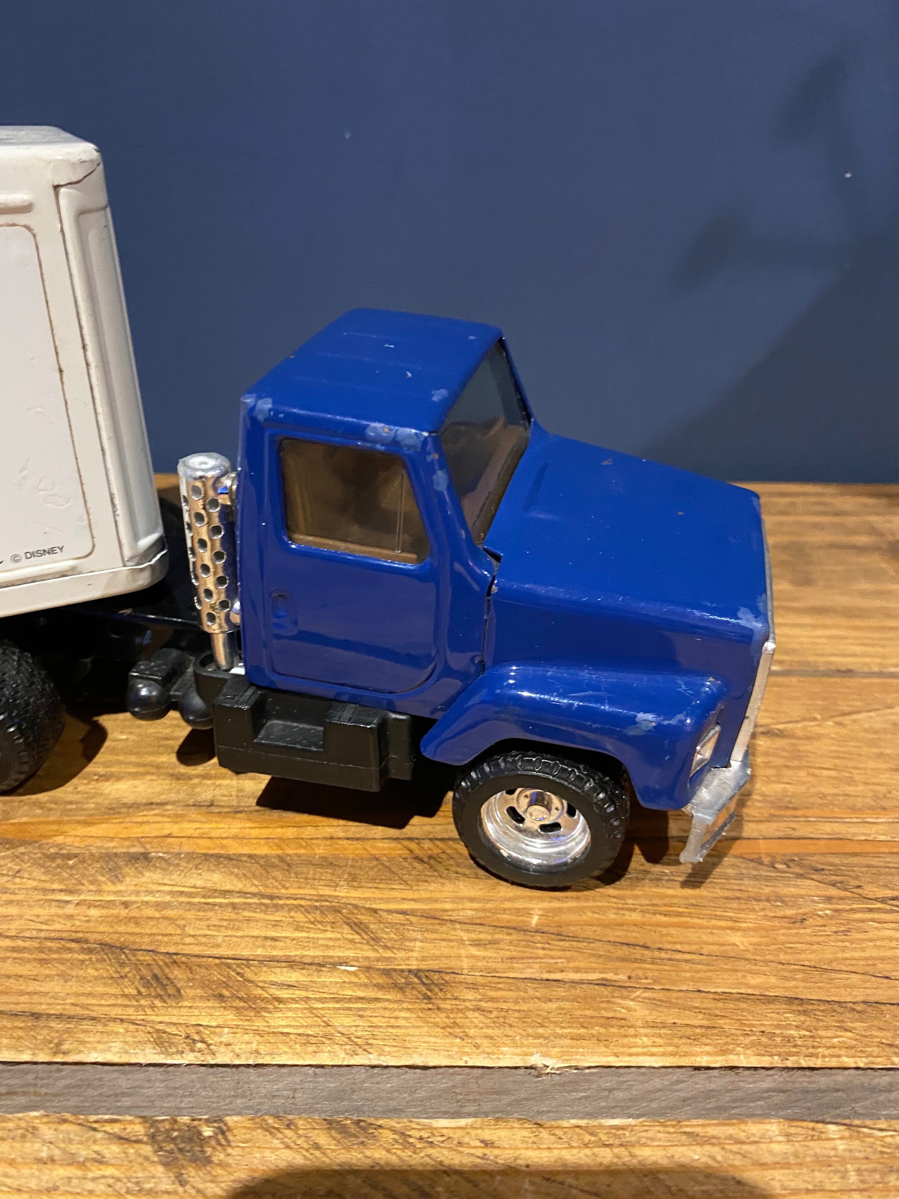 Vintage ERTL Disney Articulated Truck / Lorry.