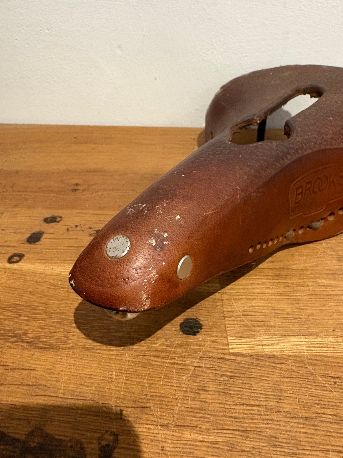 Vintage Brooks Brown / Tan B17 Saddle