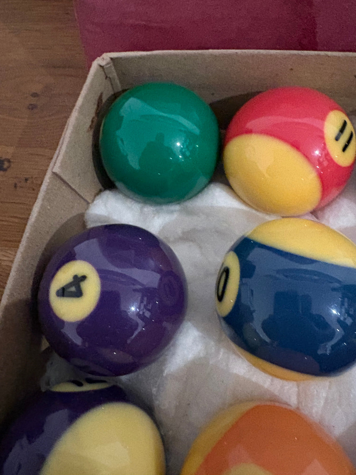 Vintage Vitalite Pool Ball Set , 1.7/8 Size .