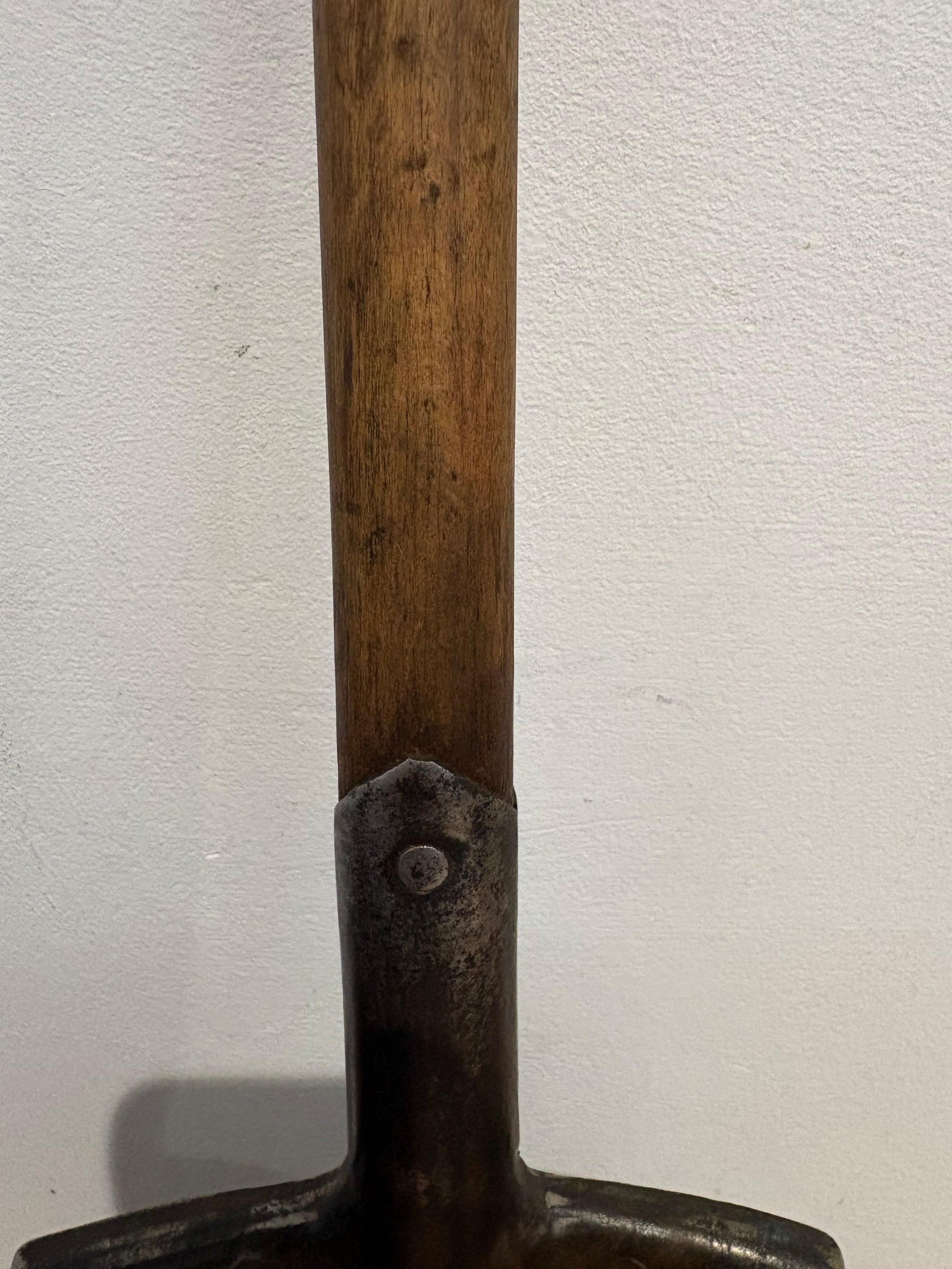 Antique small spade / strawberry spade