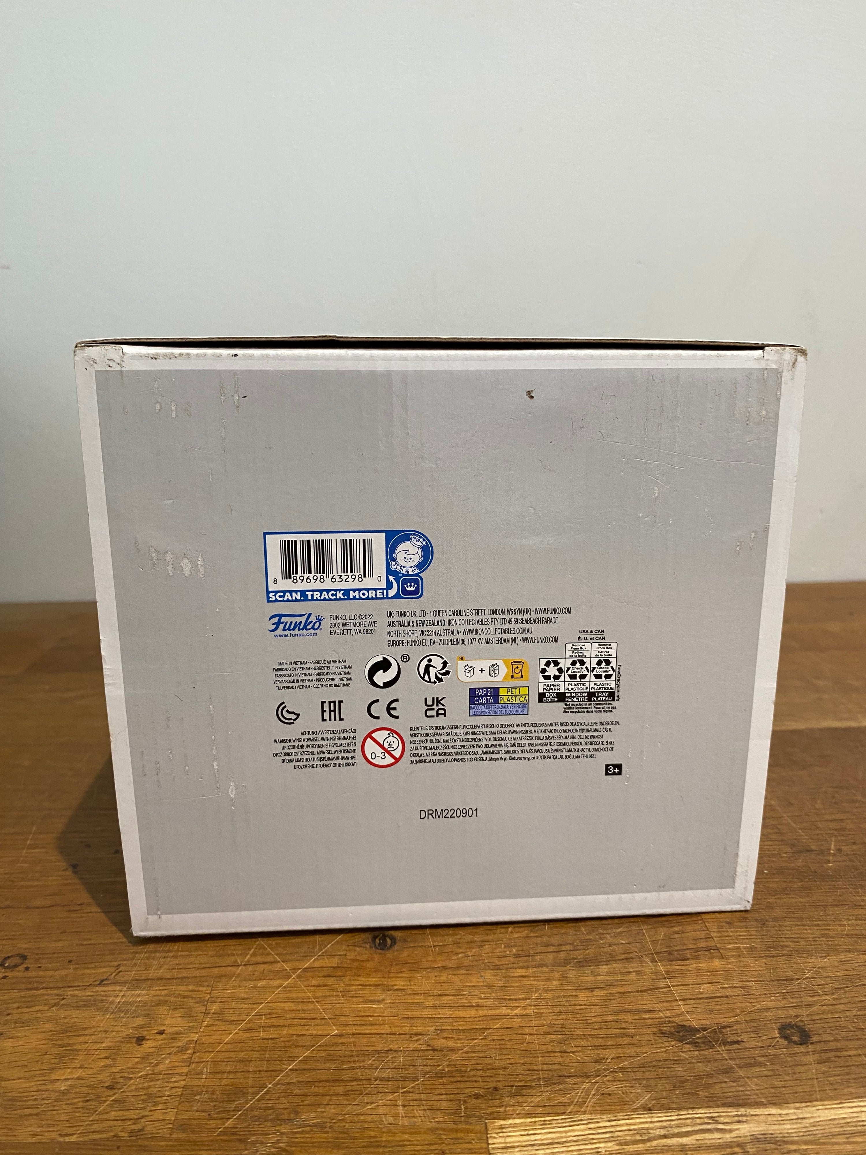 Funko Pop Deluxe , Hashirama Senju 1183 Vinyl Figure