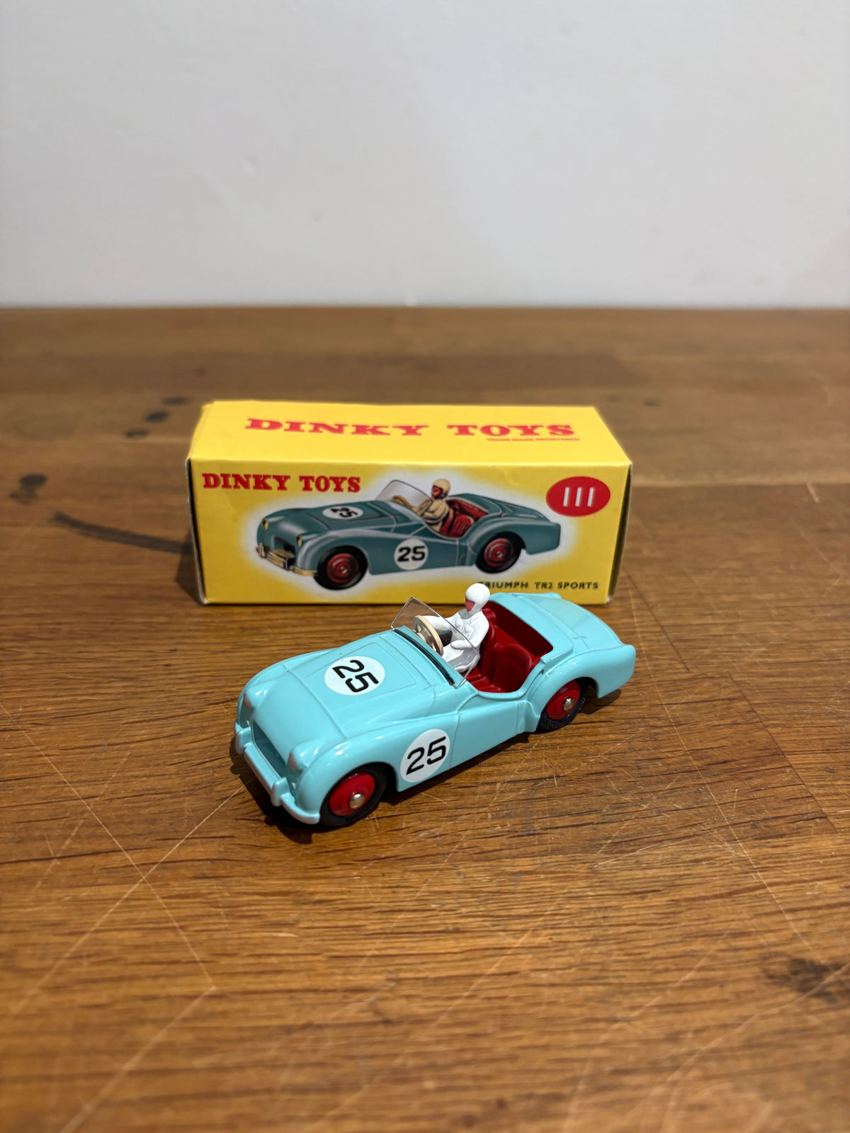 Dinky Toys 111 Triumph TR2 Sports Atlas