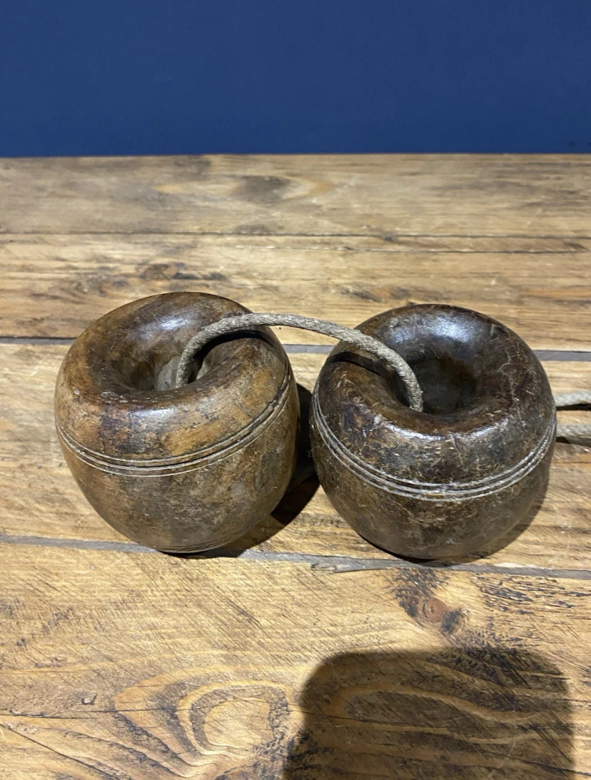 Antique Manger Tie Up Bobbins, Chogs , Chugs