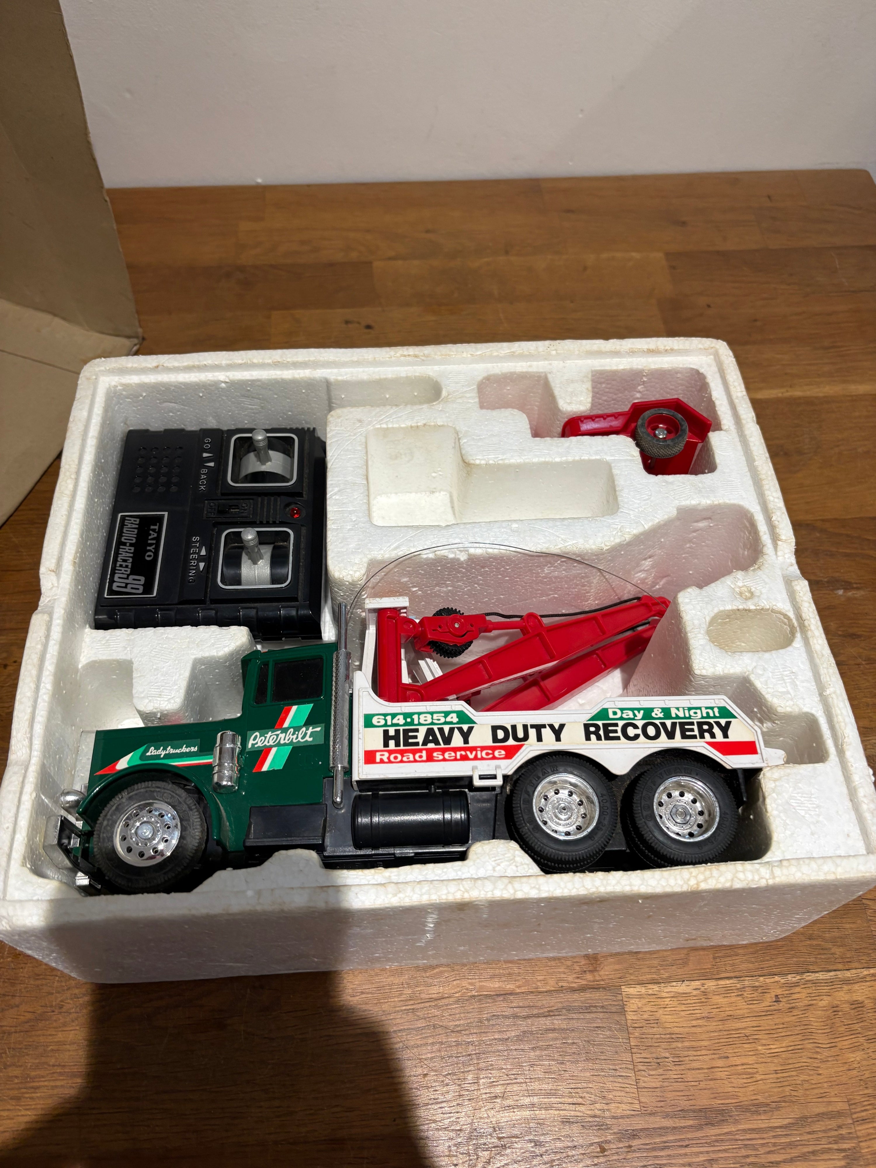 Taiyo , Peterbilt Truck , Radio-racer , Radio Controlled , Spares Or Repairs.