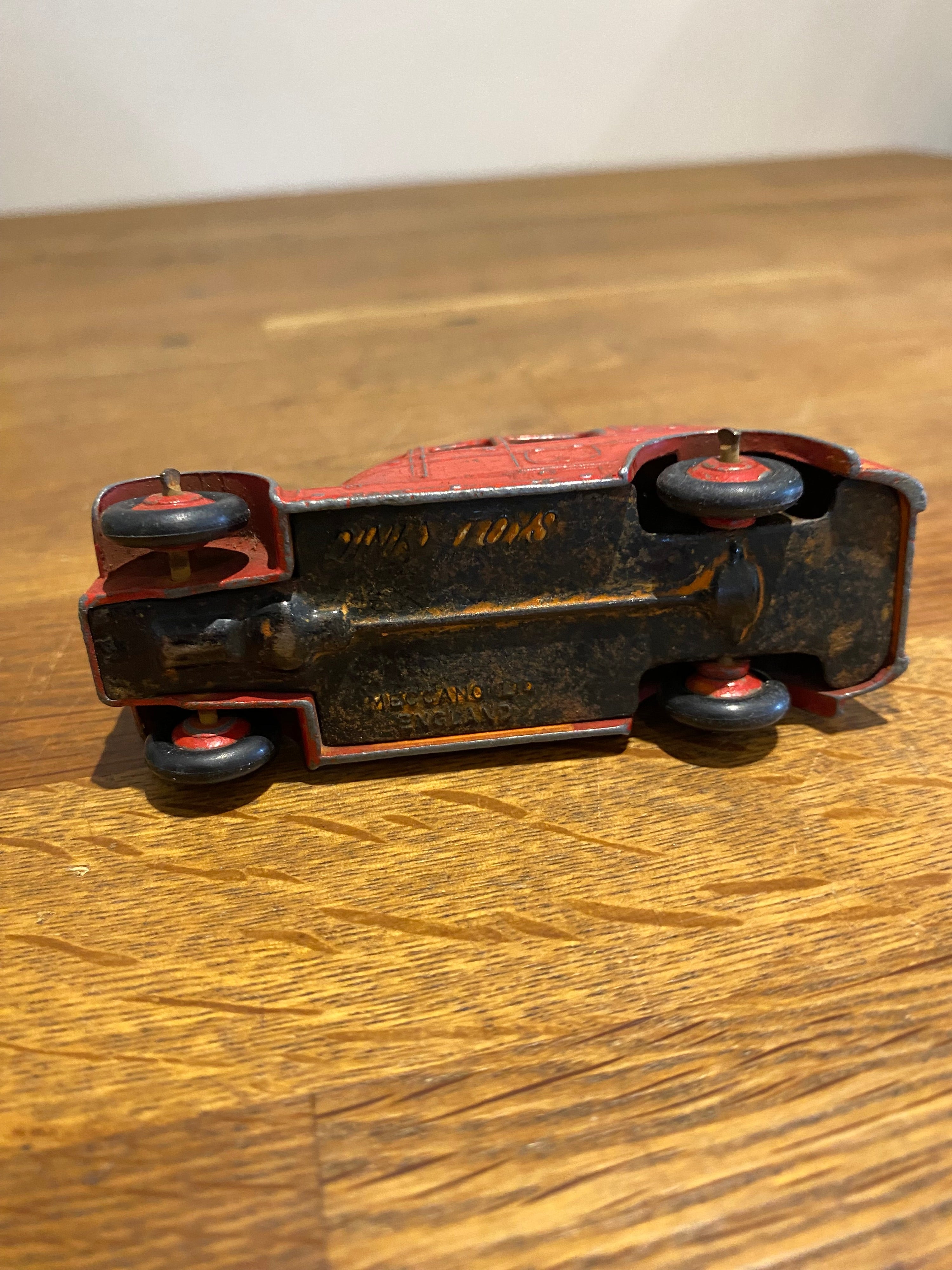 Vintage Early Dinky Toys Diecast Fire Engine