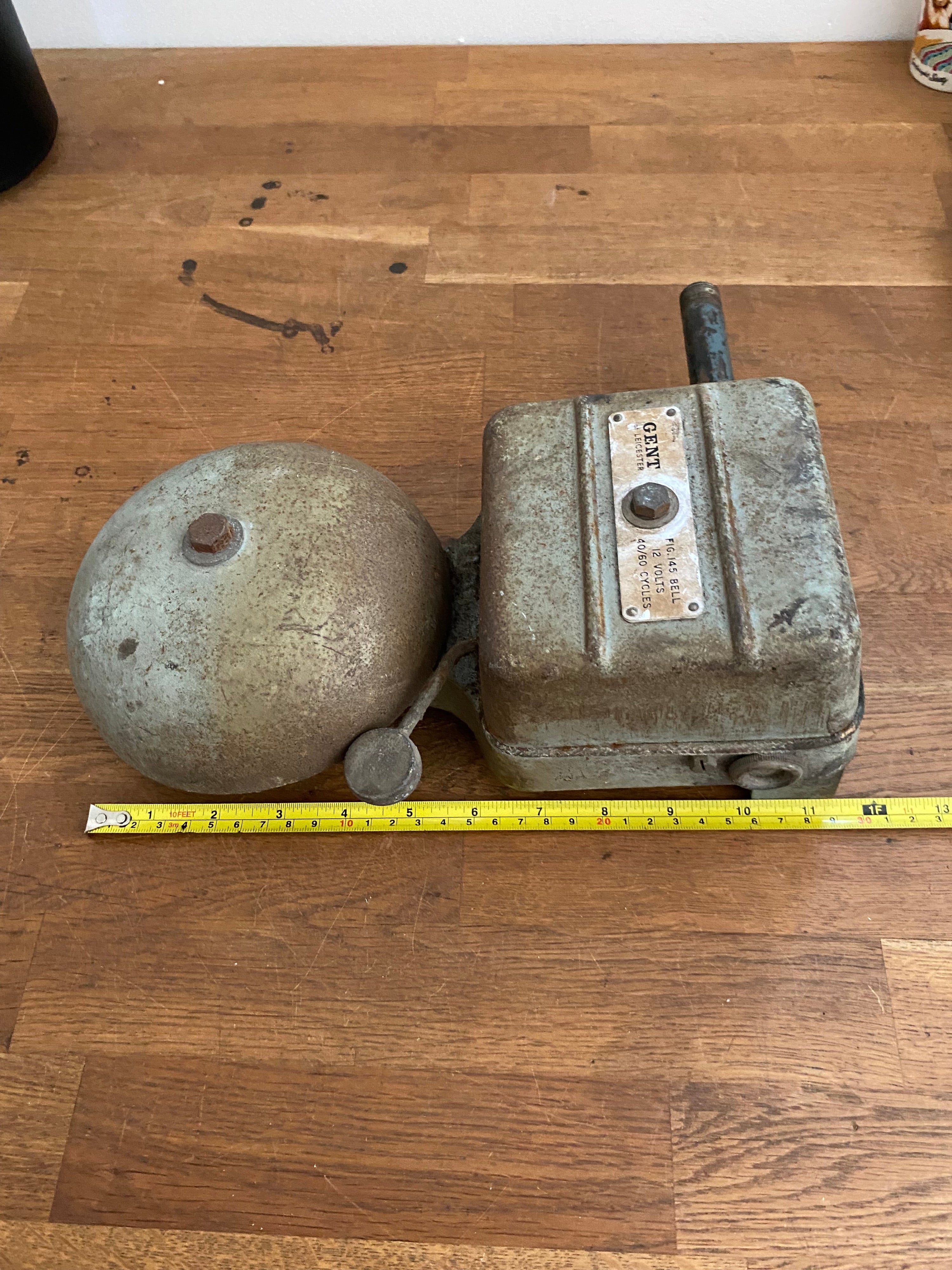Vintage Gent Of Leicester Fig 145 Bell