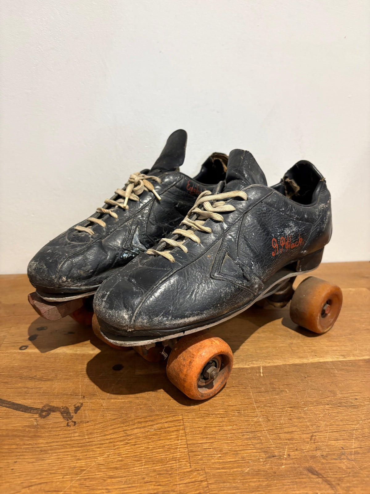 Vintage Dexter Size 7 Roller Skates With Shoes And Signed Hack .