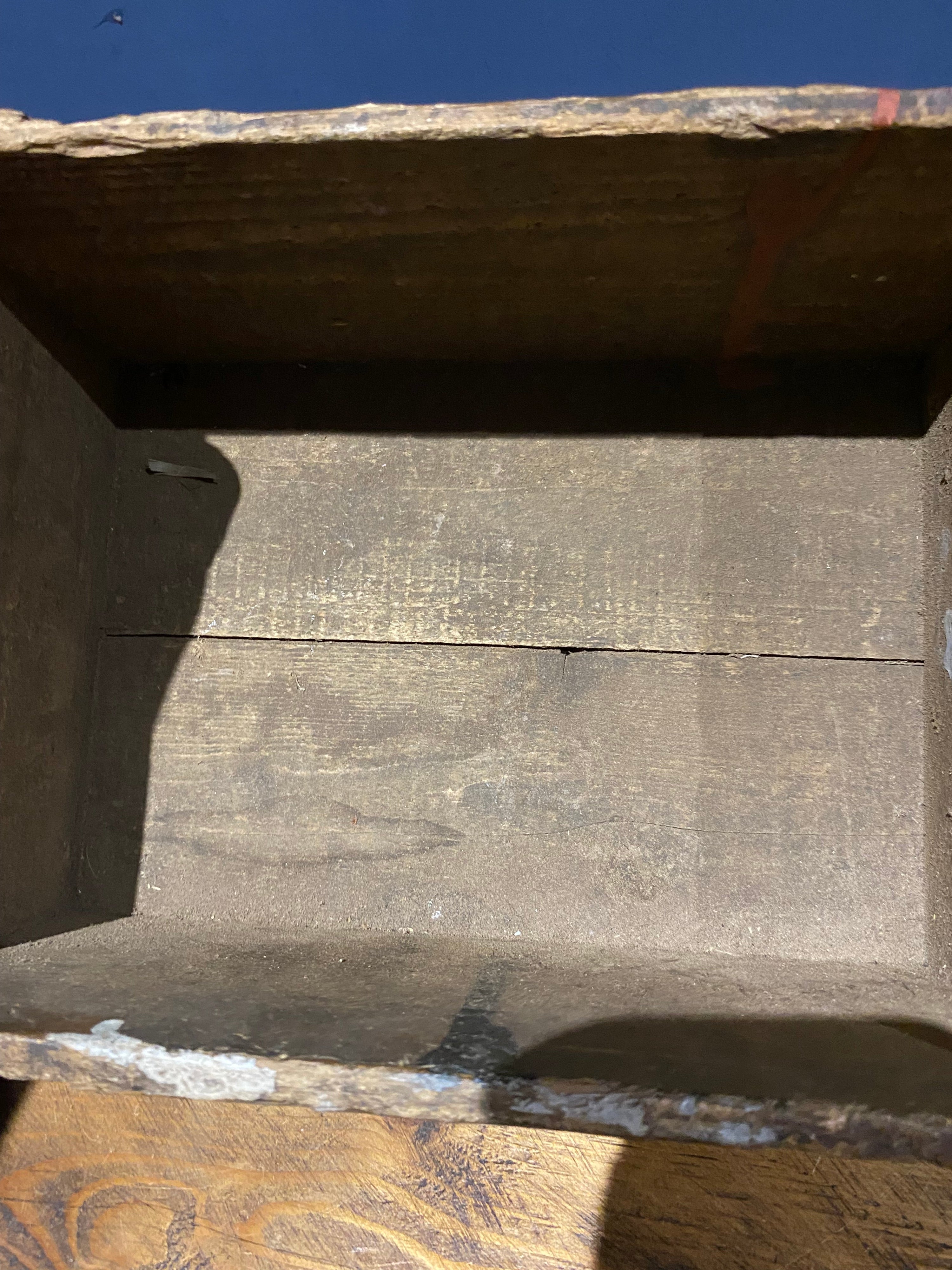 Antique Capewell Horseshoe Nail Crate/ Box