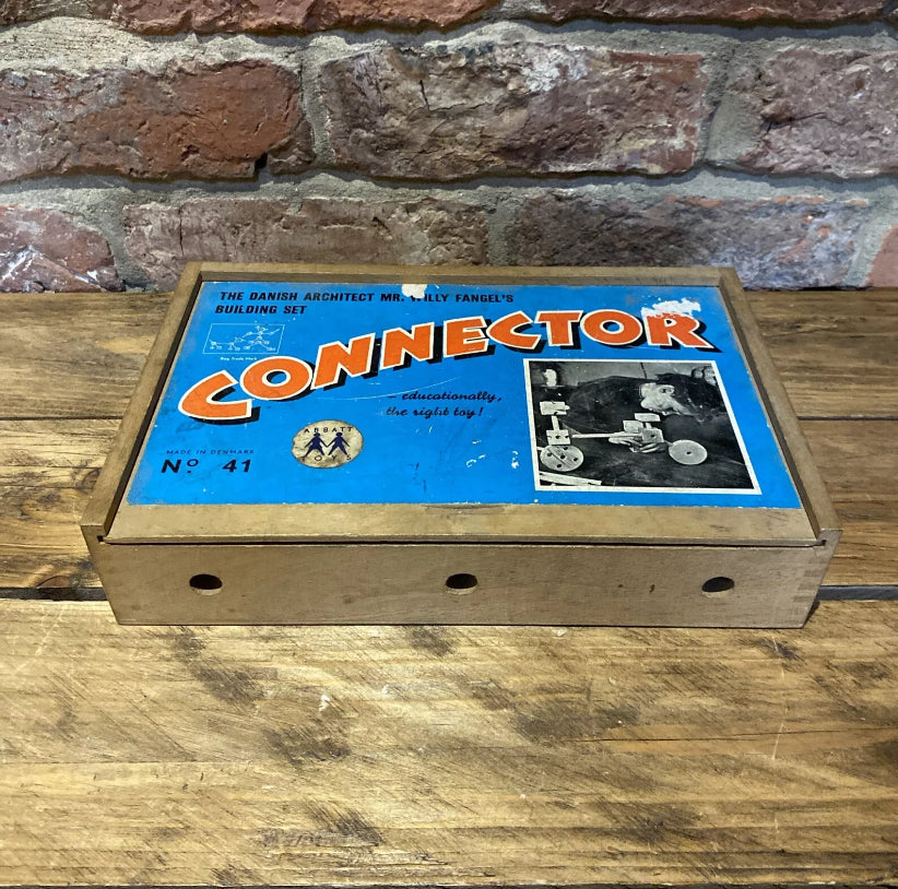 Danish Architect Willy Fangel’s Connector Set No. 41, Building Set, Abbatt Toys by Wilson Fox Antiques