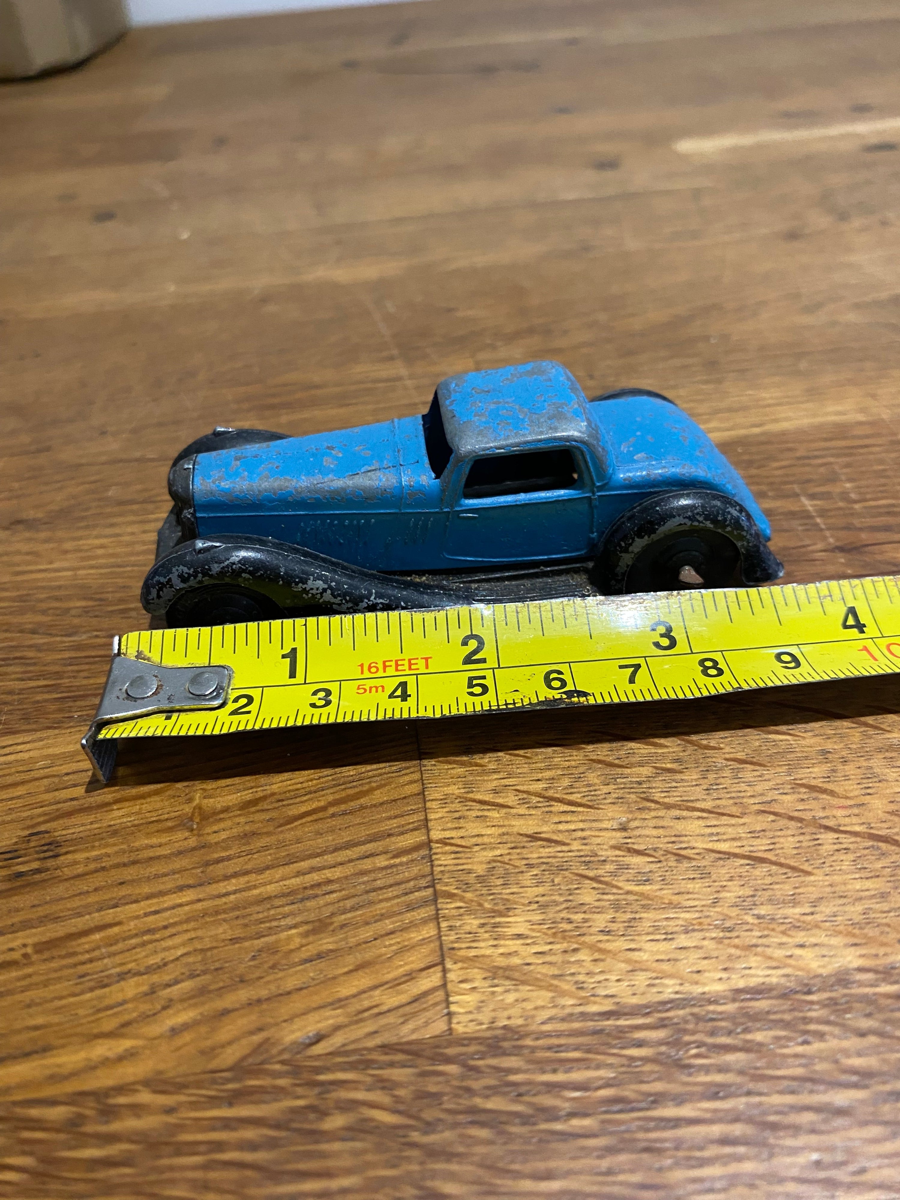 Early Dinky Toys Diecast Toy Car