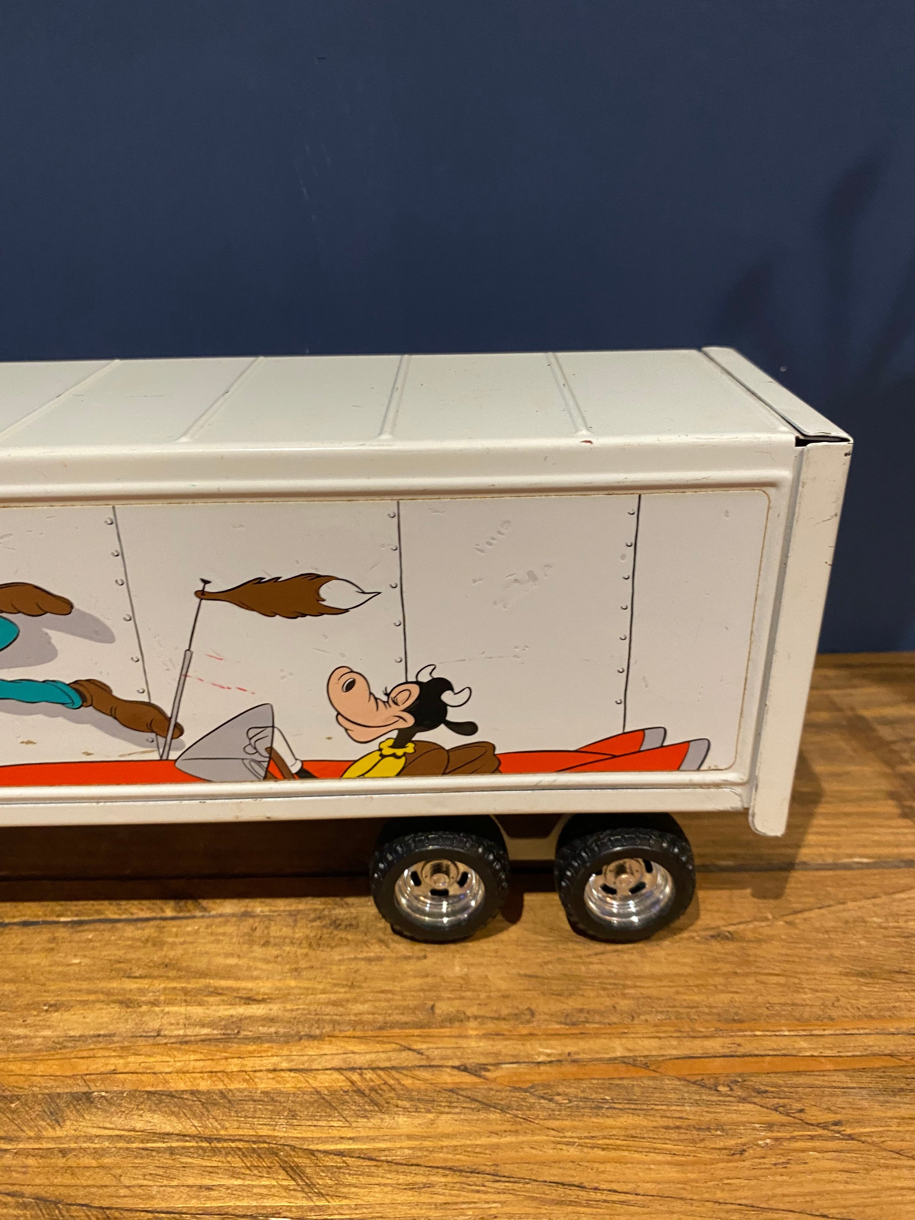 Vintage ERTL Disney Articulated Truck / Lorry.