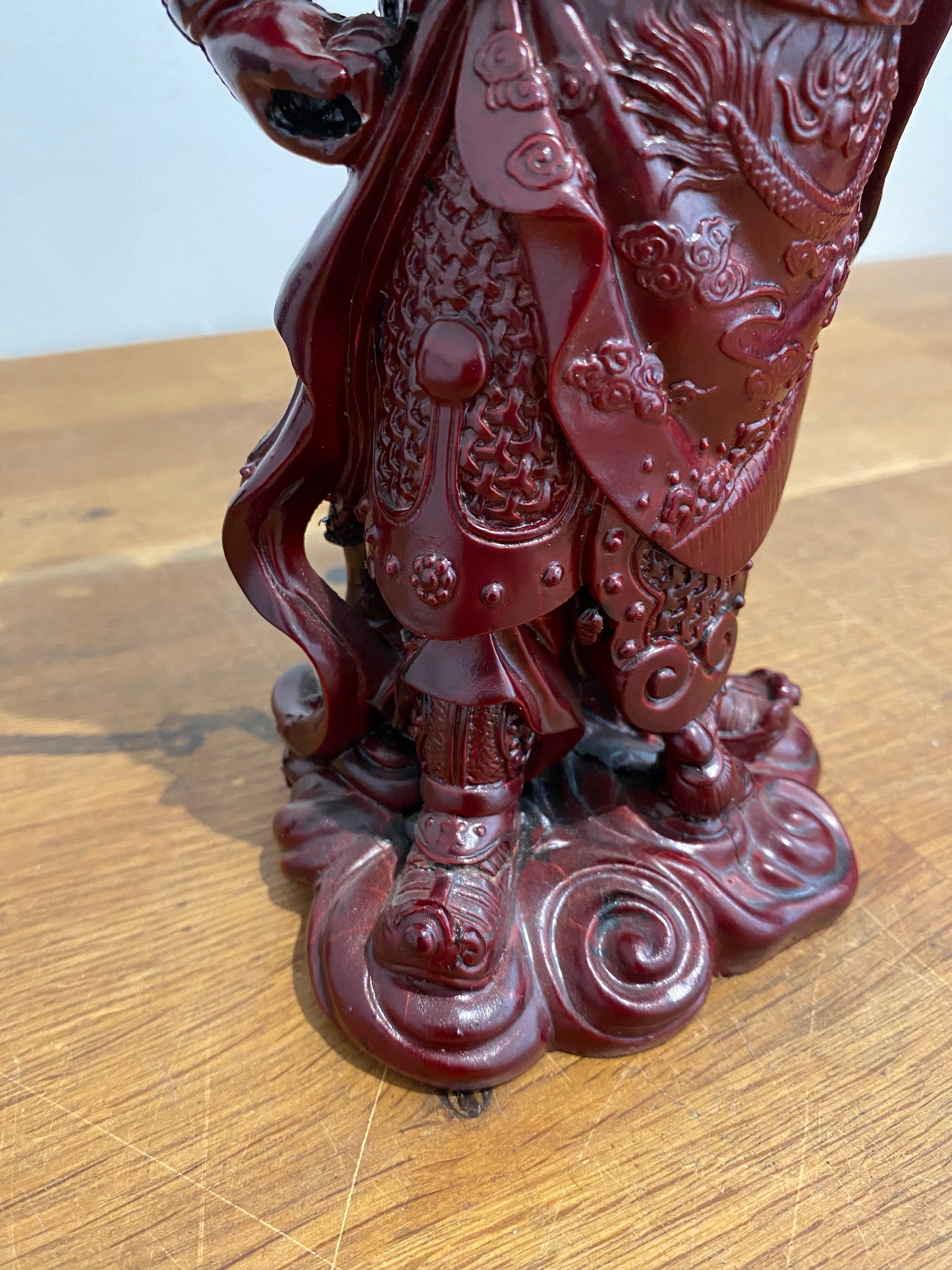 Chinese General Kwan Cinnabar Colour Resin Figure / 10” Statue