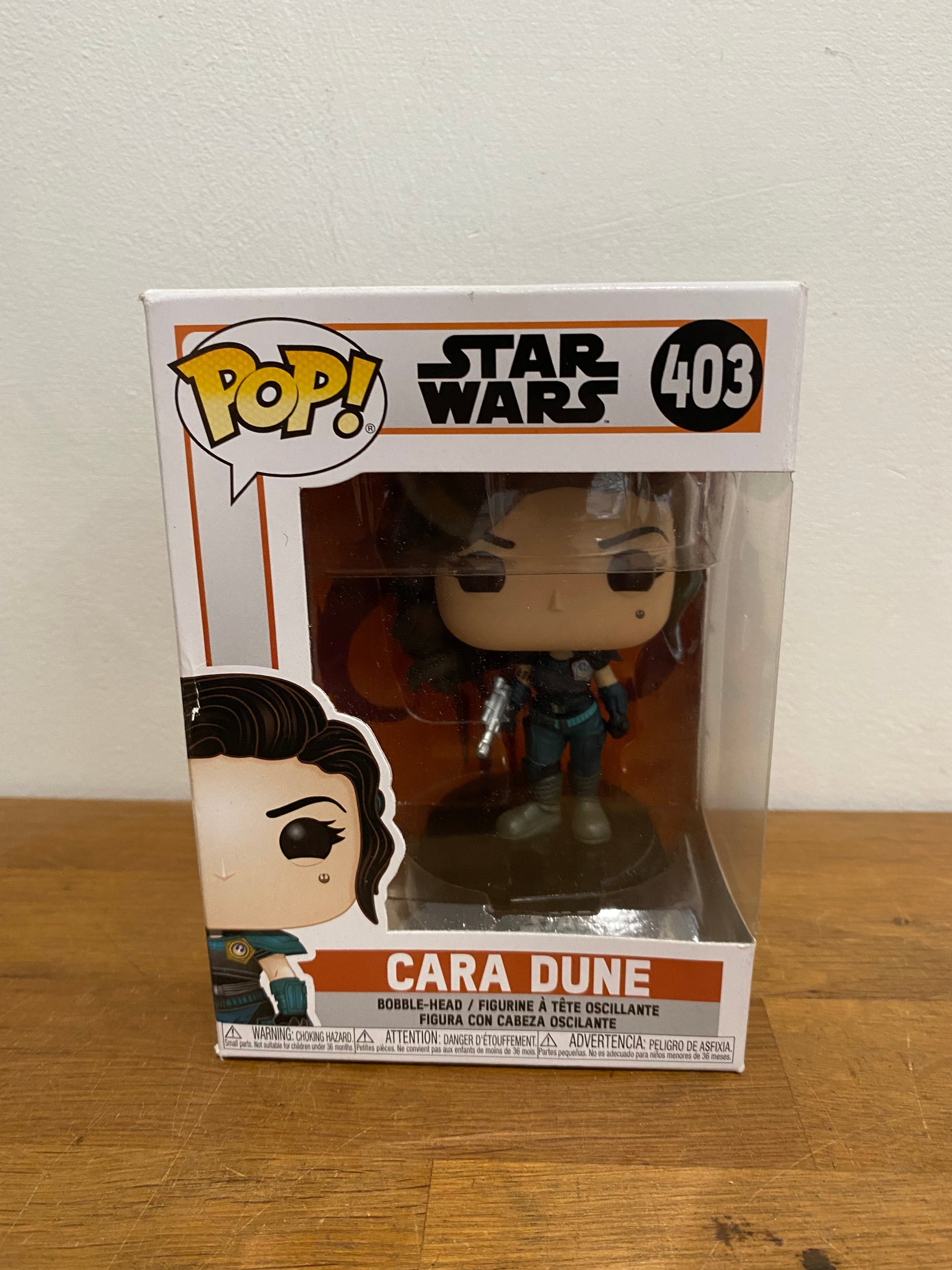 Funko pop , Star Wars , Cara Dune #403
