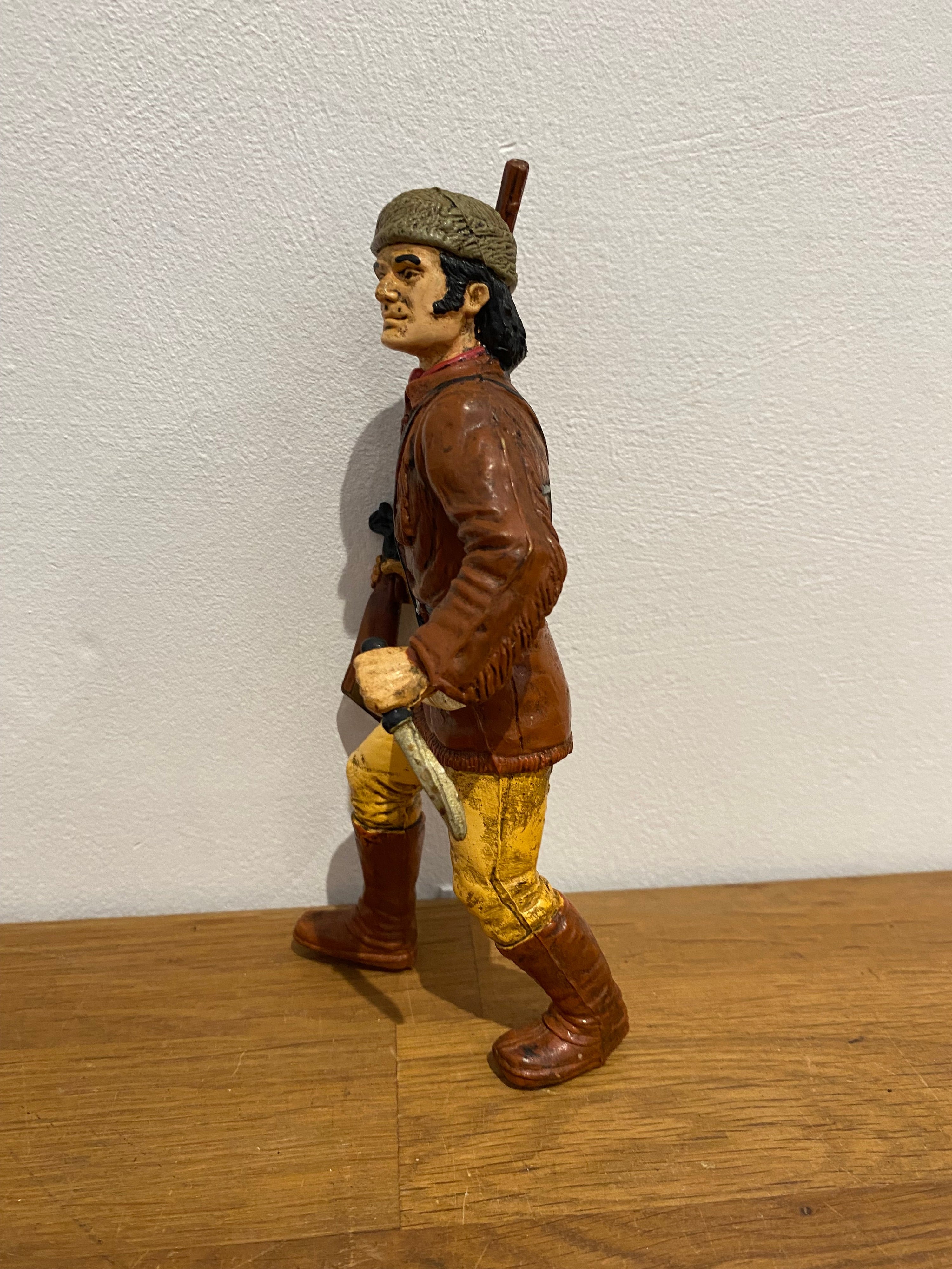 Vintage Comansi Wild West Series Davy Crocket Figure , 7 Inches , Plastic