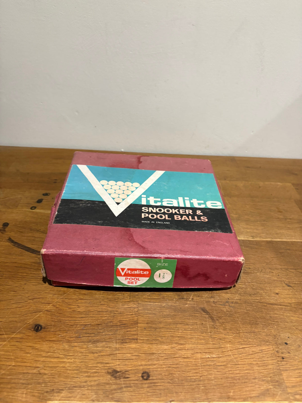 Vintage Vitalite Pool Ball Set , 1.7/8 Size .