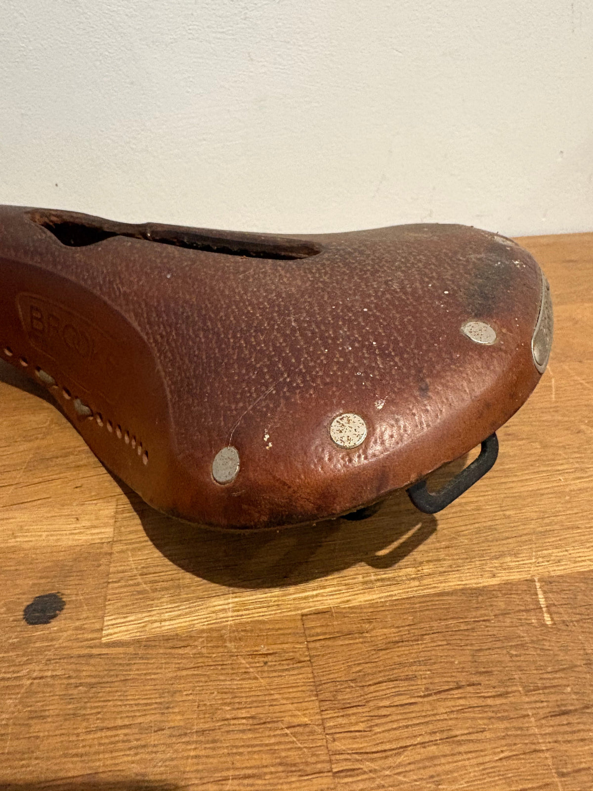 Vintage Brooks Brown / Tan B17 Saddle