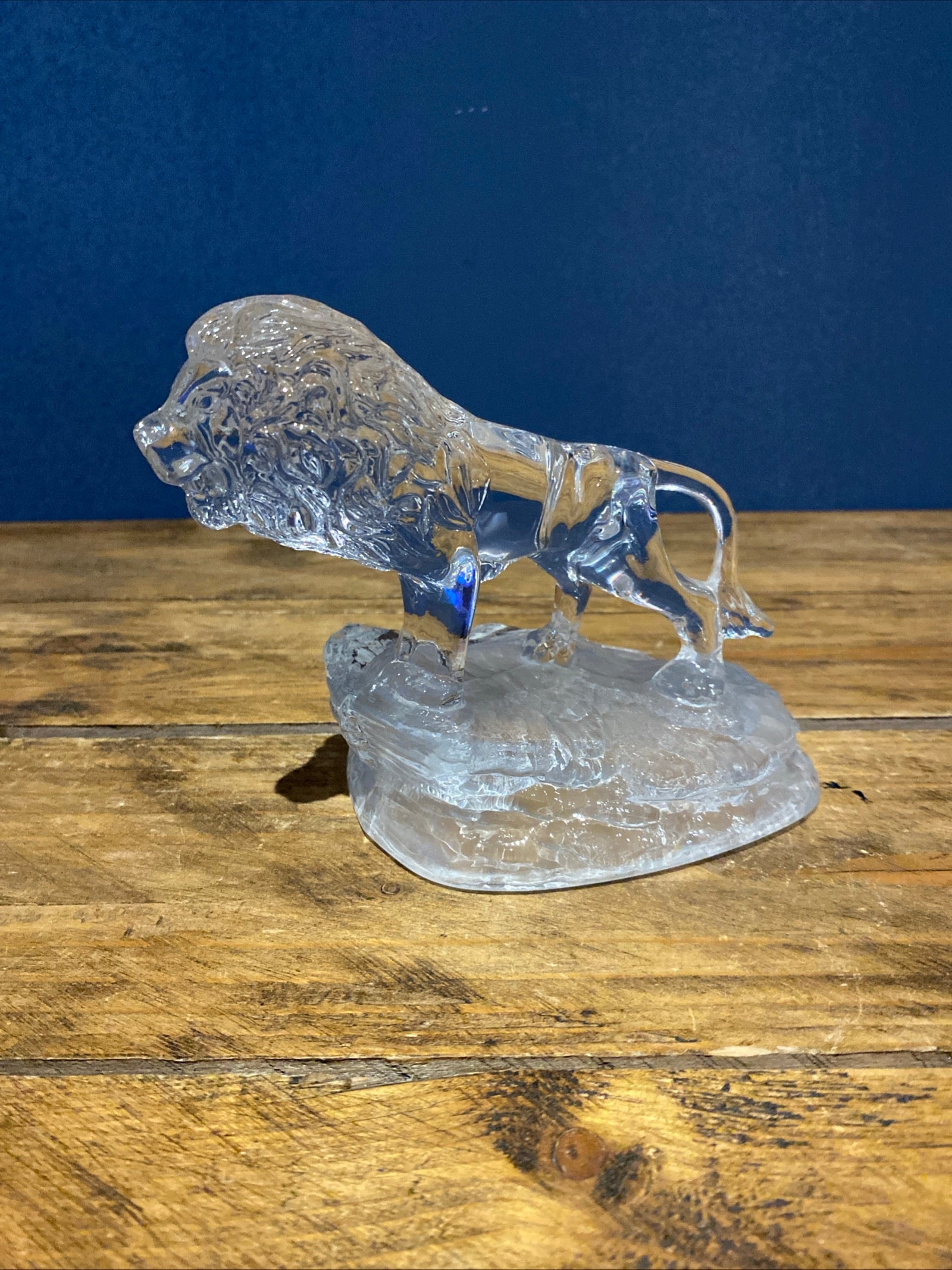 Decorative Lead Crystal Lion Ornament
