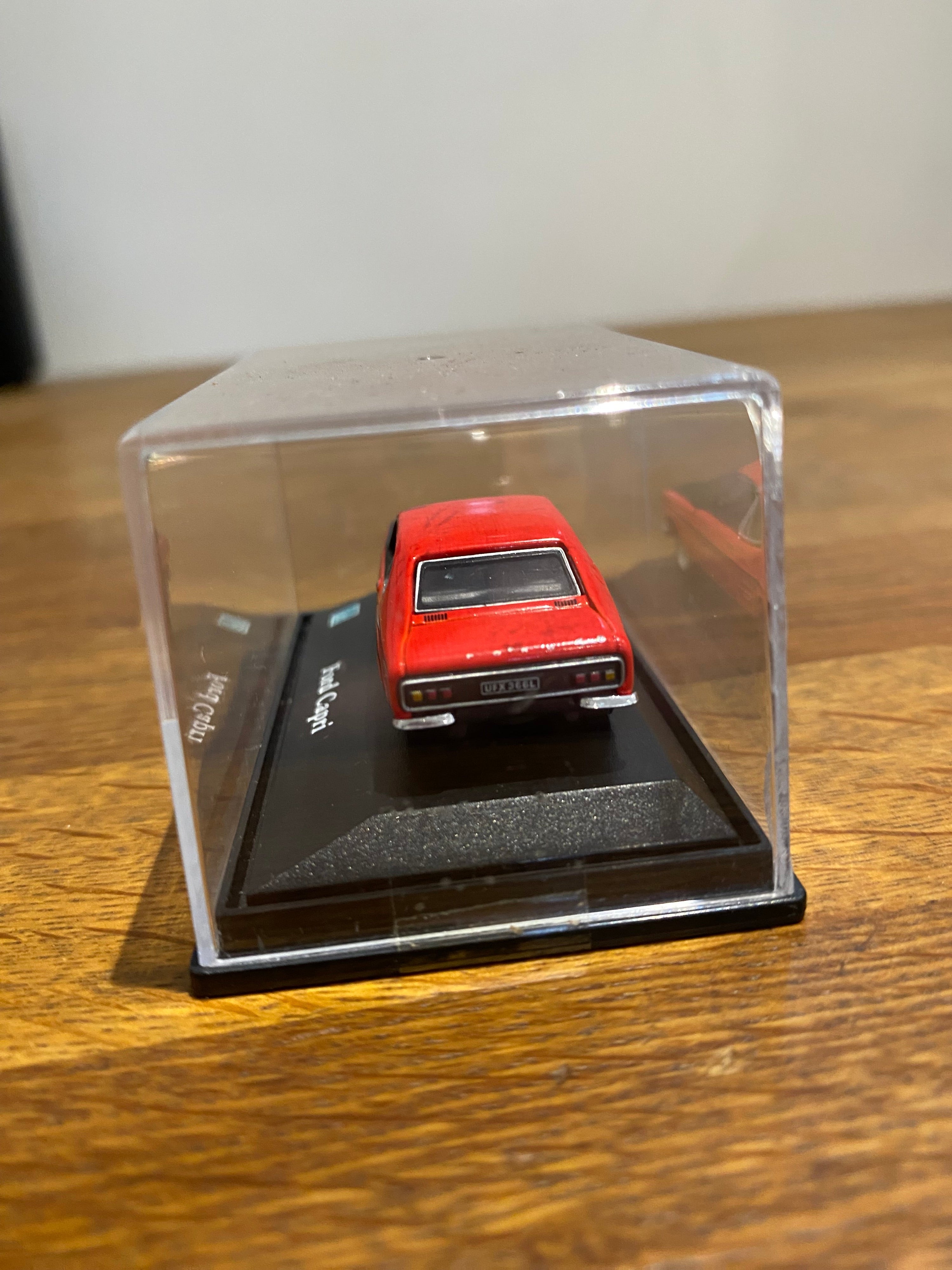 Hongwell Ford Capri scale model , 1-72 scale